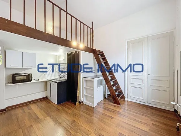Studio 1 pièce 18 m² 