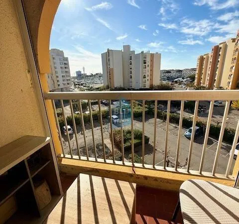Studio 1 pièce 21 m² 