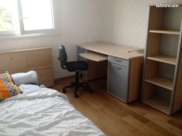 Chambre meublée étudiante ou jeune salarié 
