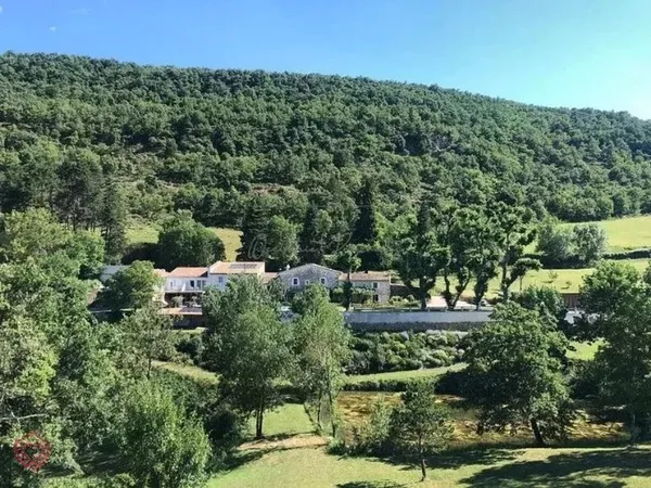 Maison de luxe 23 pièces 168 m² 
