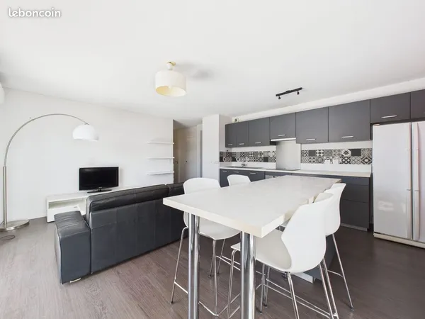 Appartement 4 pièces 84 m² 