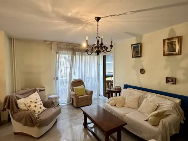 Appartement 3 pièces 77 m² 