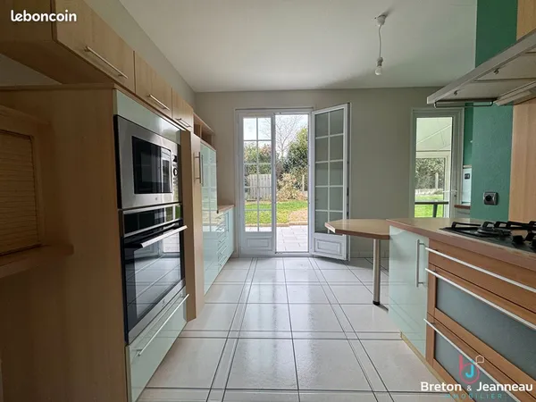 Maison 5 pièces 99 m² 
