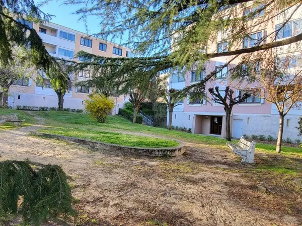 Appartement 4 pièces 66 m² 