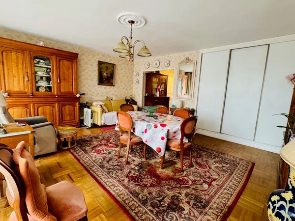 Appartement 2 pièces 76 m² 