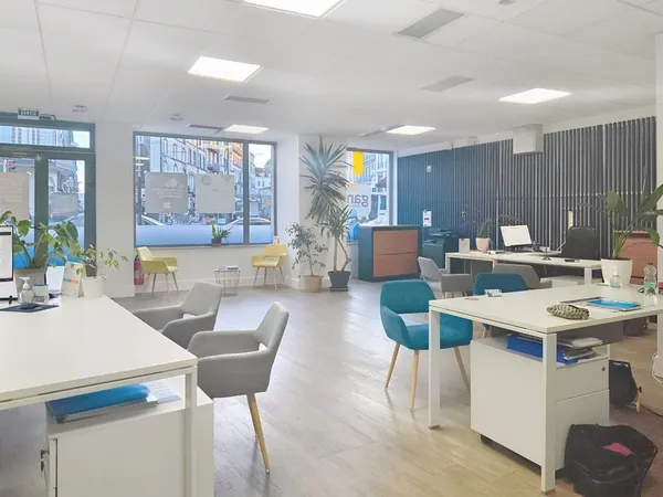 LOCAL COMMERCIAL - CENTRE VILLE 