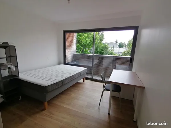 Appartement 1 pièce 14 m² 