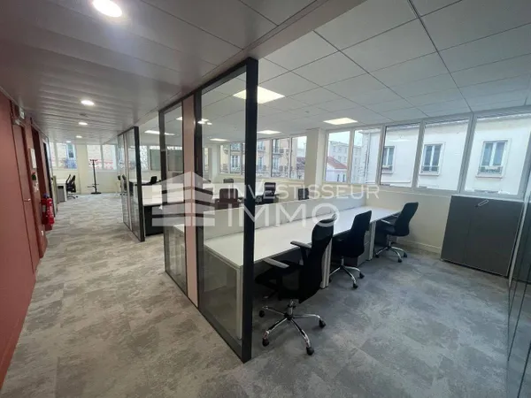 Bureaux 350 m² 