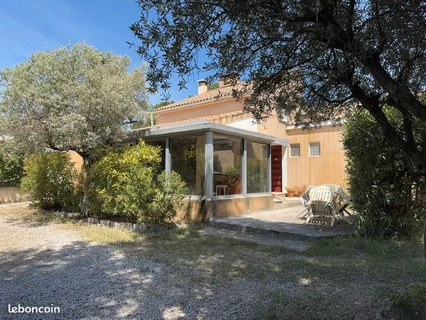 Maison 5 pièces 162 m² 