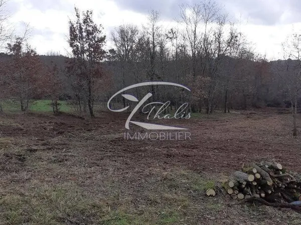 Terrain 1500 m² 