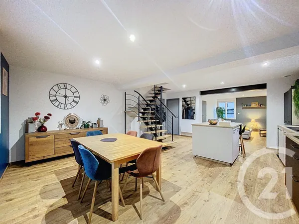 Maison 7 pièces 166 m² 