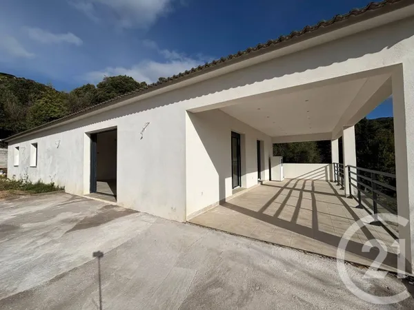 Maison de plain-pied 4 pièces 125 m² 