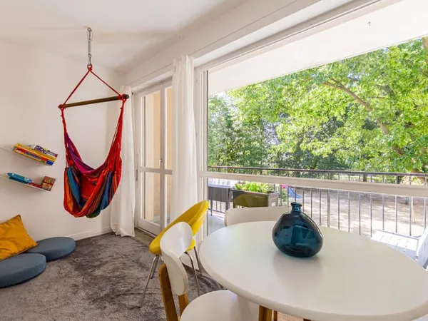 ? Colocation tout inclus ? Appartement moderne avec balcon