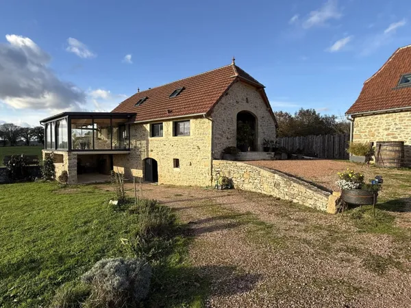 Maison 10 pièces 238 m² 