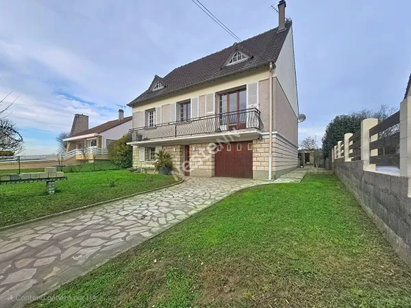 Maison à vendre à Fontenay en Parisis - 6 pièces (6 chambres possible) 
