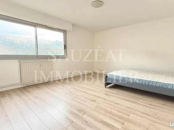 Studio 1 pièce 36 m² 