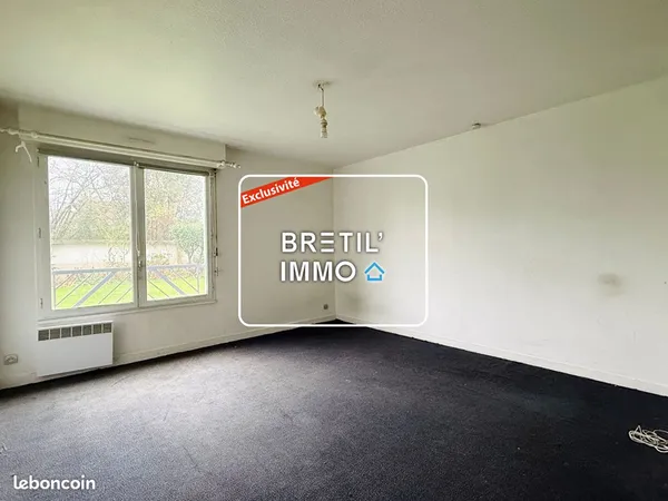 Studio 1 pièce 30 m² 
