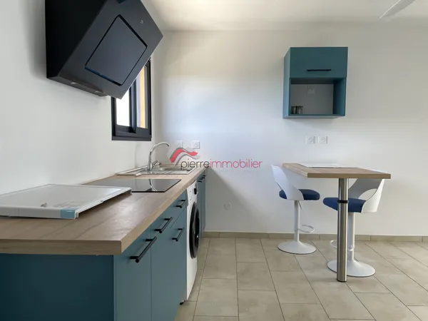 APPARTEMENT 2 PIÈCES ENTIÈREMENT MEUBLÉ 