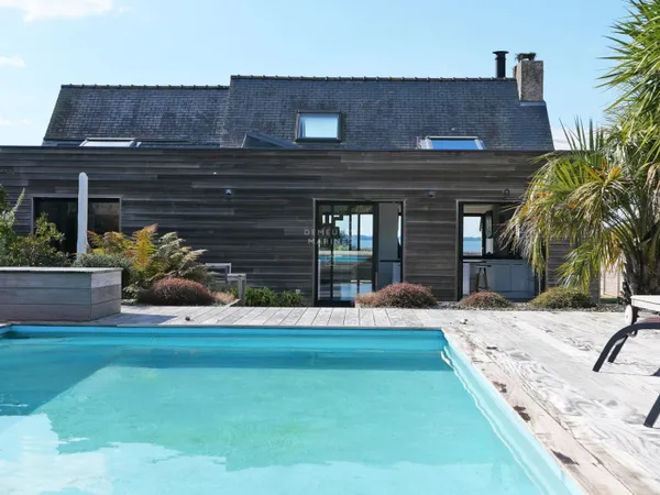 Maison avec piscine vue sur le Golfe du Morbihan à Saint-Armel 