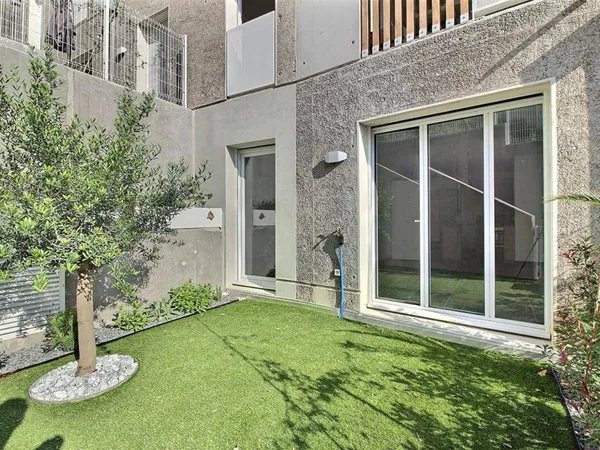 Appartement 1 pièce 48 m² 