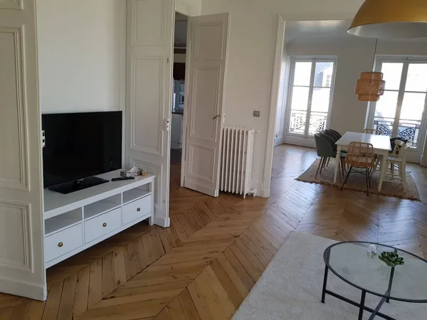 Grand Appartement à louer - Orléans centre 