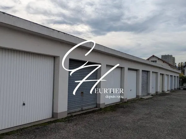 Parking 14 m² 
