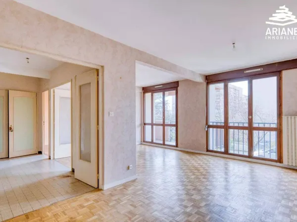 Appartement 5 pièces 105 m² 