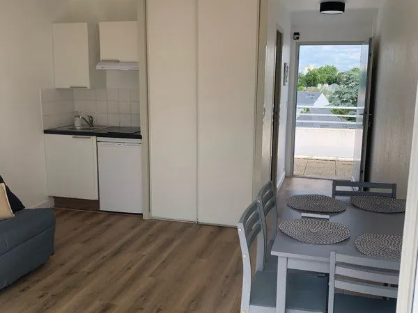 Mise en location studio meublé de 20m2 exposé sud disponible de suite idéal pour une personne 