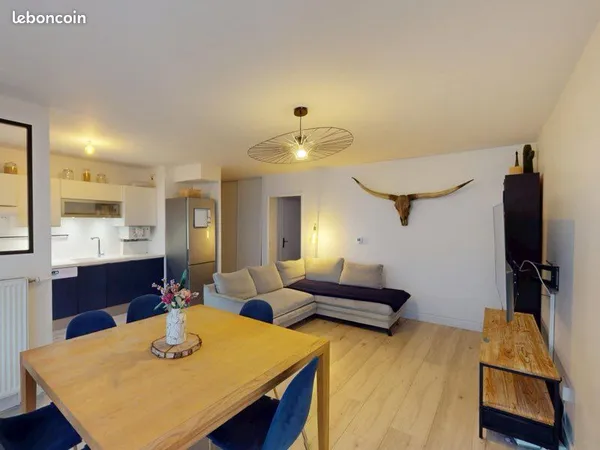 Appartement 3 pièces 68 m² avec balcon - BUSSY-SAINT-GEORGES (Quartier des Violennes) 