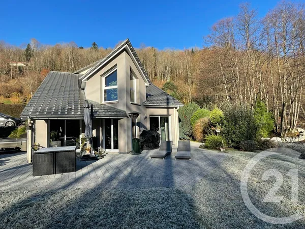 Maison 10 pièces 192 m² 