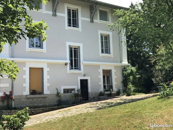Maison 10 pièces 300 m² 