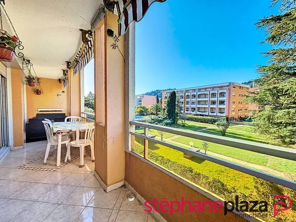 Spacieux 2 pièces 52m2 et sa terrasse de 12m2 ! Garage 18m² Cave