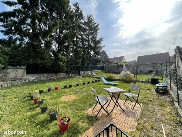 Maison 6 pièces 243 m² 