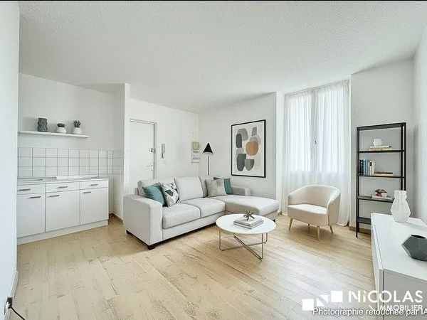 Studio 22€m² loué meublé - Capucins?/?Victoire 
