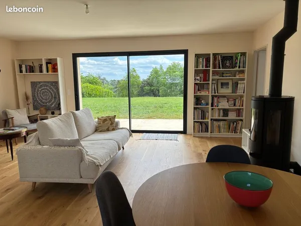 Maison neuve 2024, plain-pied, dans village classé 