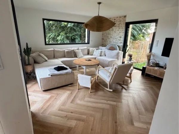 Maison rénovée en 2023 - Limite Saint-Avé / Saint-Nolff - 10 min Gare de Vannes, 12 min Port 