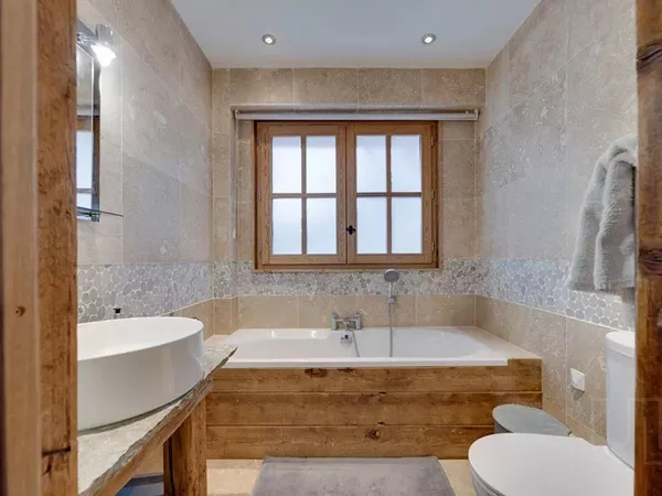 Appartement 3 pièces 138 m² 