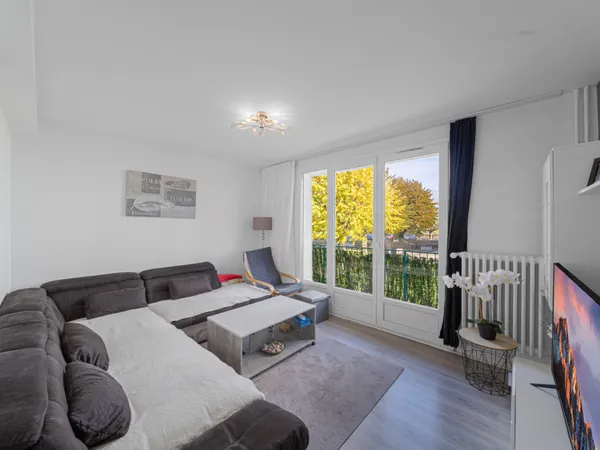APPARTEMENT T4 avec balcon 