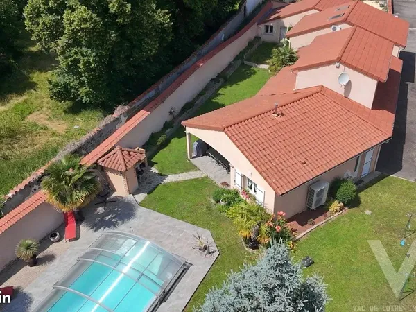 Maison 6 pièces 166 m² 