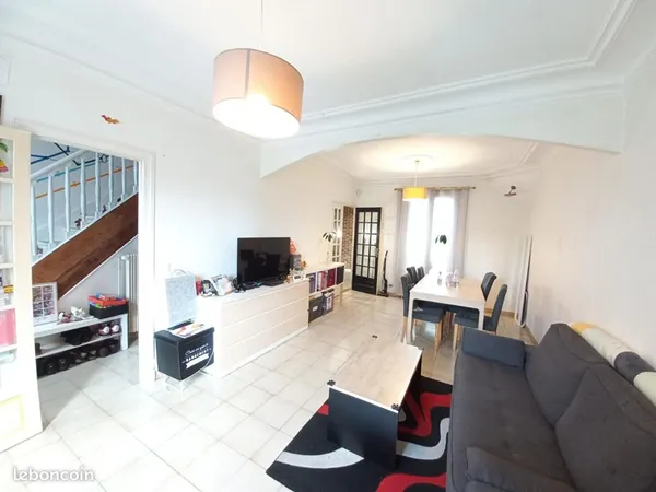 Maison 5 pièces 93 m² 