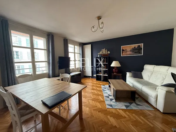 Appartement 2 pièces 55 m² 