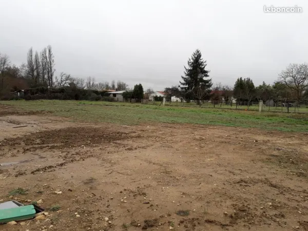Terrain 500 m² Saint Maixant 