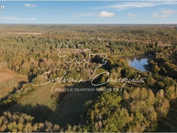 Propriété 6 pièces 300 m² 