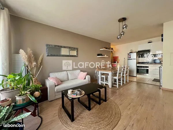 Appartement 3 pièces 63 m² 