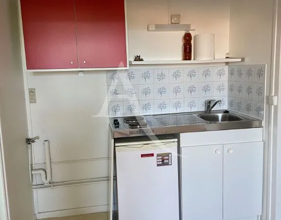 Studio 1 pièce 23 m² 