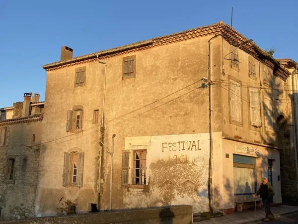 Maison 8 pièces 340 m² 