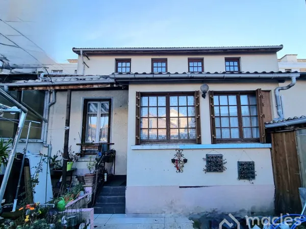 Maison 7 pièces 135 m² 
