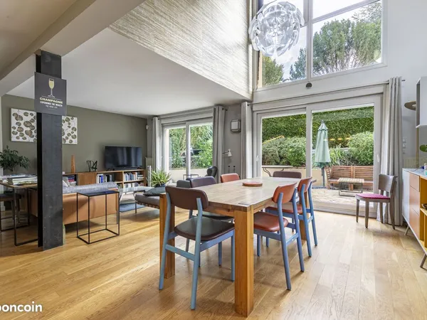 Maison 10 pièces 168 m² 