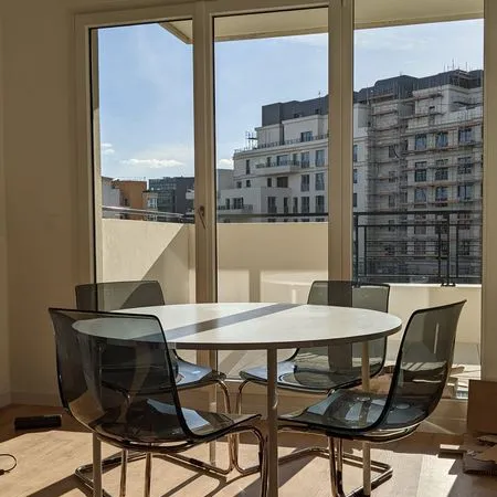 DIRECT PROPRIETAIRE : Location Meublée T3 63m2 + 10m2 balcon, Saint Ouen sur Seine (Metro 14) 