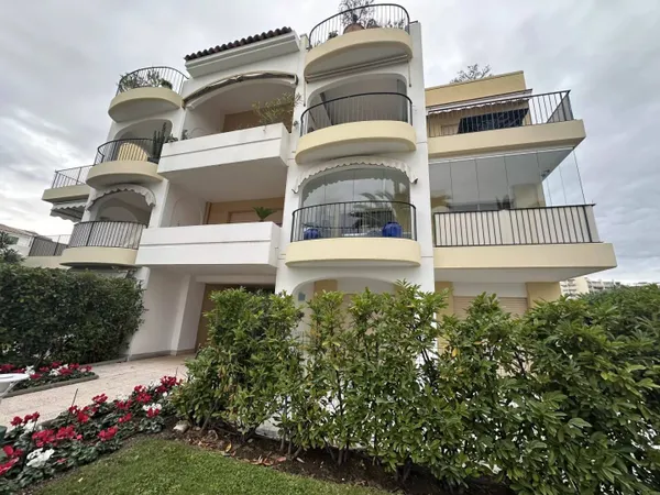 Appartement 4 pièces 92 m² 